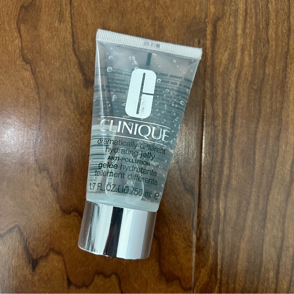 Clinique dramatically different hydrating jelly